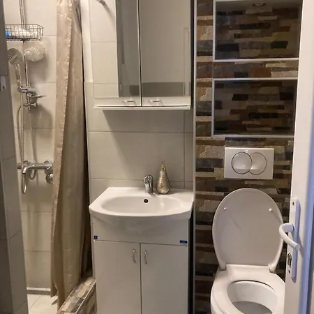Lemez Apartment *